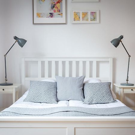 Fragola Budget Apartments & Rooms クラクフ エクステリア 写真