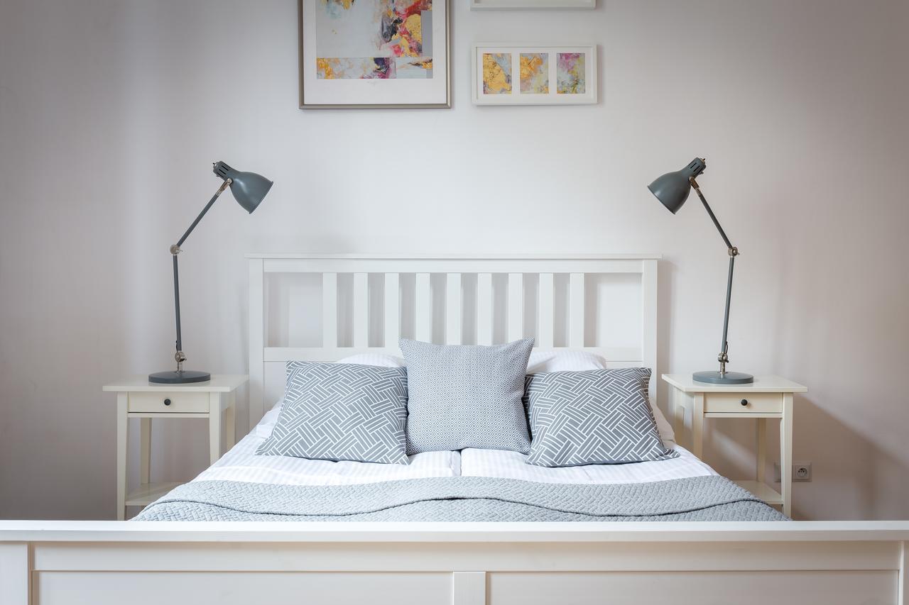 Fragola Budget Apartments & Rooms クラクフ エクステリア 写真