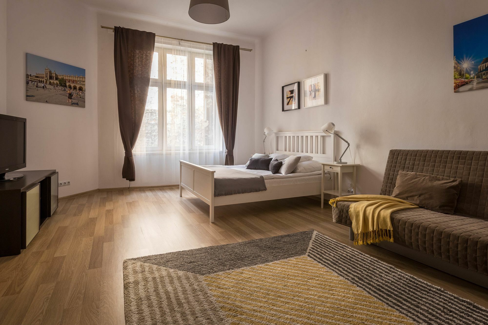 Fragola Budget Apartments & Rooms クラクフ エクステリア 写真