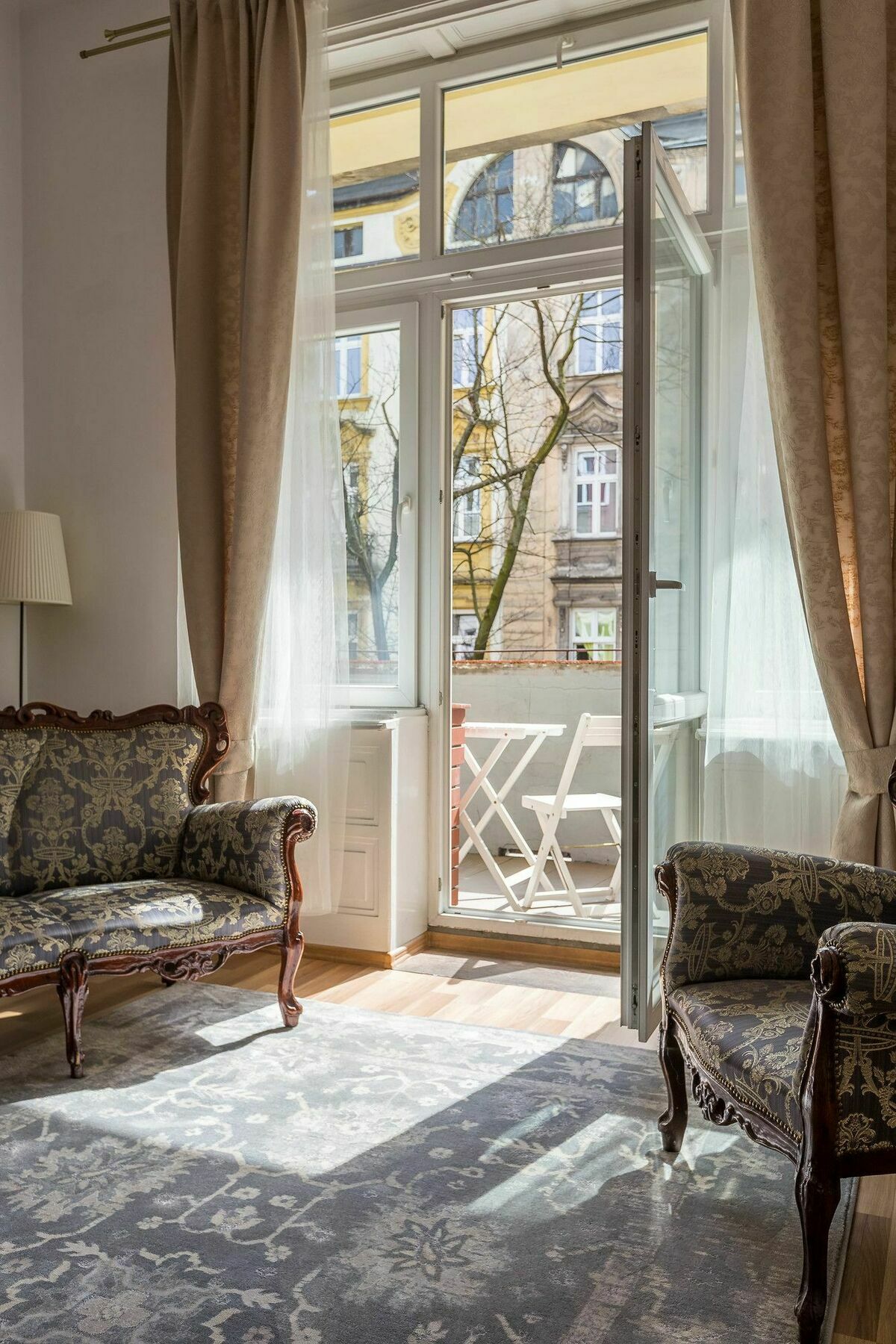 Fragola Budget Apartments & Rooms クラクフ エクステリア 写真