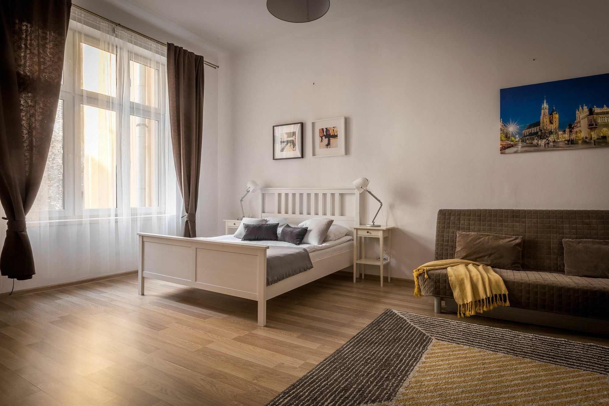 Fragola Budget Apartments & Rooms クラクフ エクステリア 写真